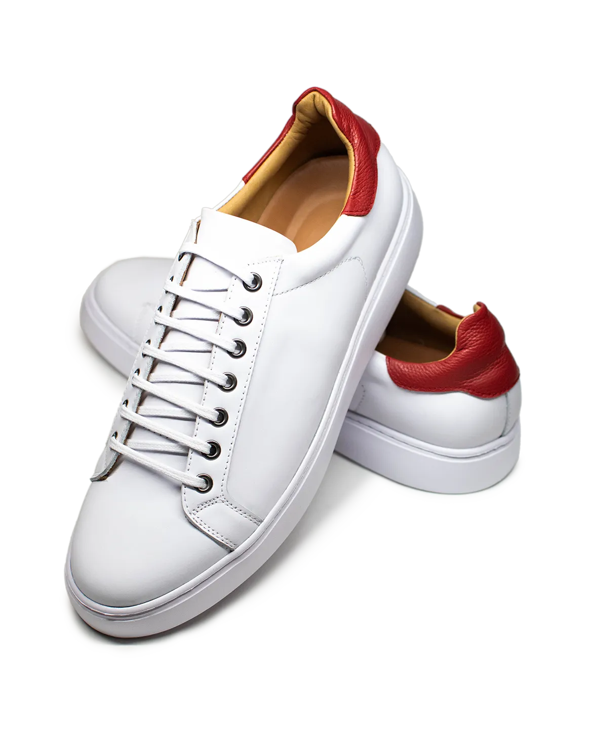 Sneakers (Blancas con talón rojo)